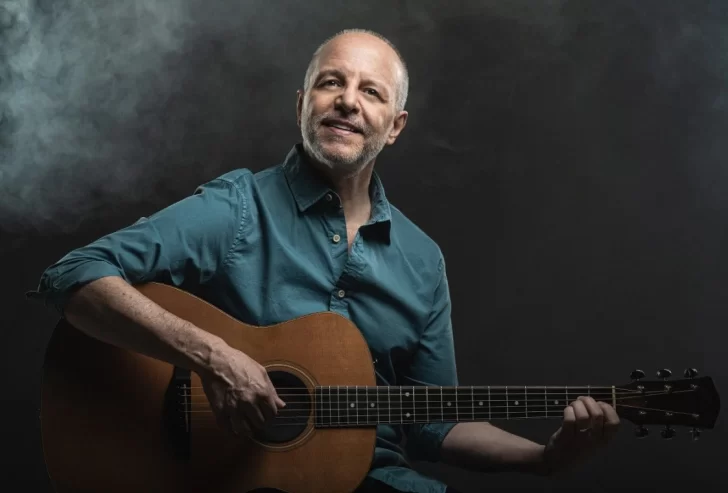 Está disponible la compra de entradas para el recital de Alberto Plaza en el Auditorio Juan Victoria.