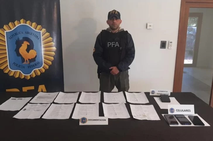 Los detalles del contrato que firmó Espert con Machado por un millón de dólares