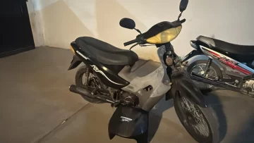 Se paseaba en una moto robada, lo descubrieron y luego de una persecución fue capturado Se paseaba en una moto robada, lo descubrieron y luego de una persecución fue capturado