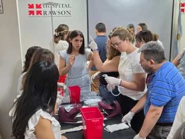Con un simulacro clínico se capacitó al personal del Hospital Rawson en atención de hemorragia obstétrica Con un simulacro clínico se capacitó al personal del Hospital Rawson en atención de hemorragia obstétrica