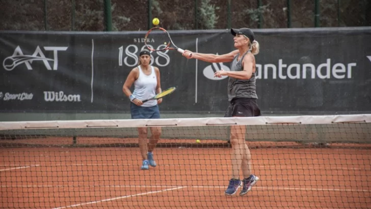 Con 170 tenistas del país, ya se juega el Torneo Senior en Hispano y en el Lawn Tenis Con 170 tenistas del país, ya se juega el Torneo Senior en Hispano y en el Lawn Tenis