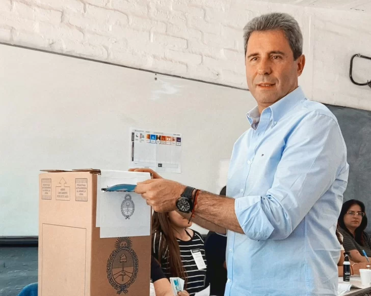 Sergio Uñac: “Es un día donde con el voto popular se ratifican o se rectifican caminos” Sergio Uñac: “Es un día donde con el voto popular se ratifican o se rectifican caminos”