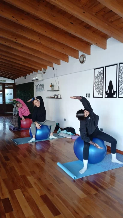 2-2-410x728 2-2-410x728