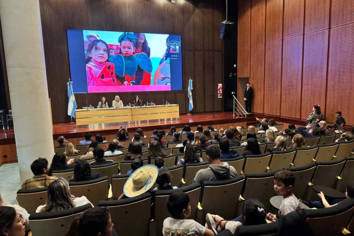 La conectividad fue la estrella principal del Foro Saludable Provincial, protagonizado por alumnos primarios y de Nivel Inicial