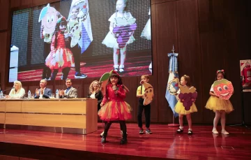 Alumnos de más de 50 escuelas coparán la Legislatura para mostrar las estrategias que ayudan a crecer sano Alumnos de más de 50 escuelas coparán la Legislatura para mostrar las estrategias que ayudan a crecer sano