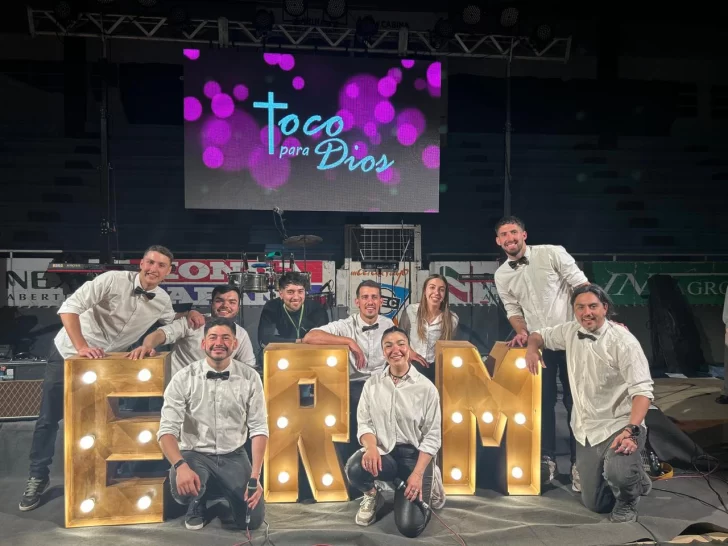 Banda-728x546 Banda-728x546