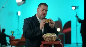 “¡Mi hermaaaaaano!”: el sanjuanino Darío Barassi hablará ante la prensa en la antesala de la Fiesta Nacional del Sol