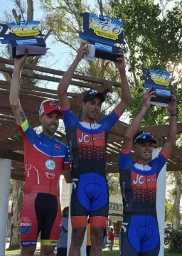 Sanjuaninos figuras en la Vuelta de Allen: Gerardo Tivani ganó la etapa y Velárdez también subió al podio Sanjuaninos figuras en la Vuelta de Allen: Gerardo Tivani ganó la etapa y Velárdez también subió al podio