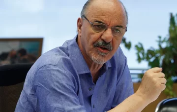 Carlos Tomada advirtió que en recesión, “no es el momento adecuado para una reforma laboral”