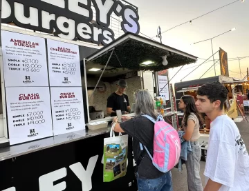 Las promociones son las estrellas en el patio gastronómico Las promociones son las estrellas en el patio gastronómico