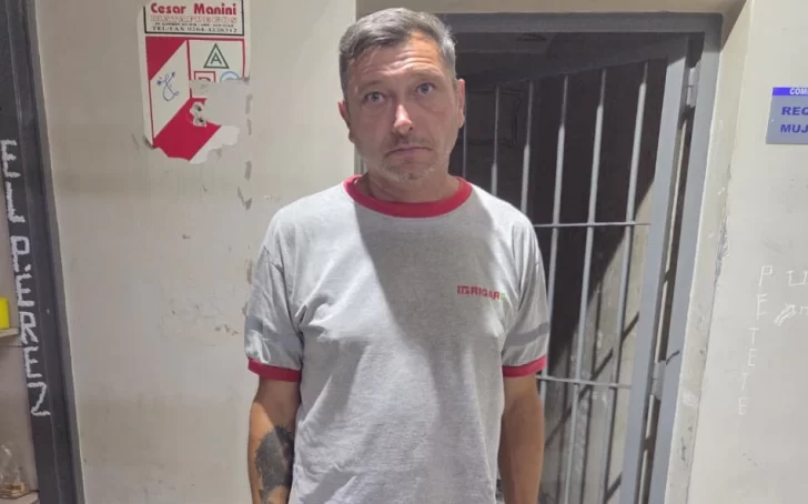 Un camionero amenazó con un cuchillo a un ciclista tras una discusión de tránsito: cayó detenido Un camionero amenazó con un cuchillo a un ciclista tras una discusión de tránsito: cayó detenido