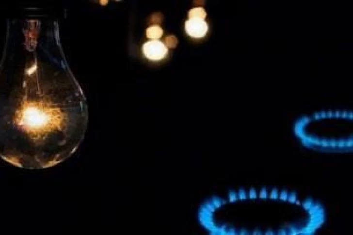 Quiénes perderían los subsidios en tarifas de luz y gas con los posibles cambios en el esquema