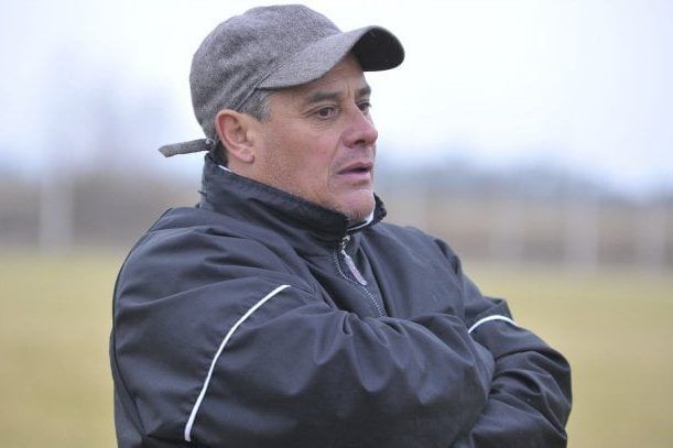 En medio del escándalo por los incidentes, Hubert Piozzi dejó de ser el técnico de Marquesado En medio del escándalo por los incidentes, Hubert Piozzi dejó de ser el técnico de Marquesado