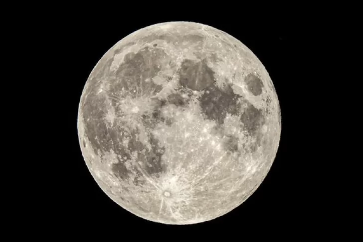 Superluna de Castor 2025: fecha, horario y cómo verla desde Argentina