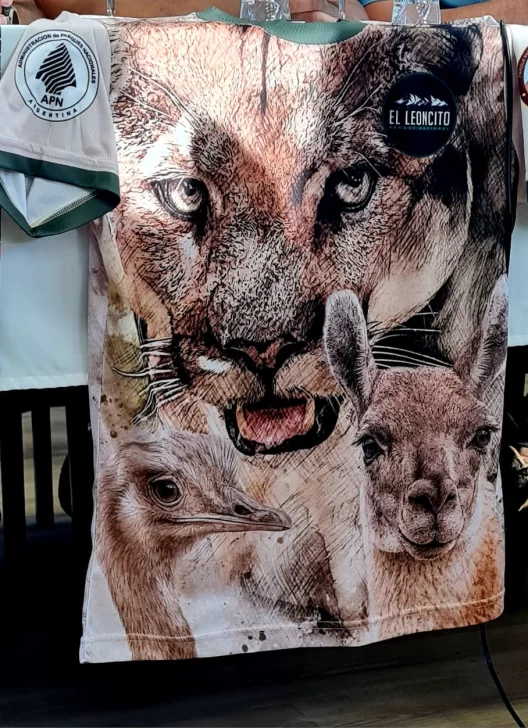 LEONES1-528x728 LEONES1-528x728