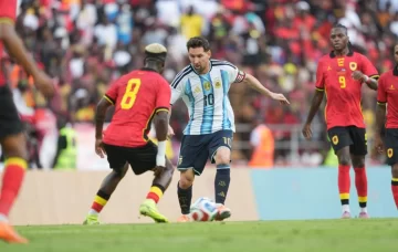 Argentina terminó su año con una discreta victoria frente a Angola Argentina terminó su año con una discreta victoria frente a Angola