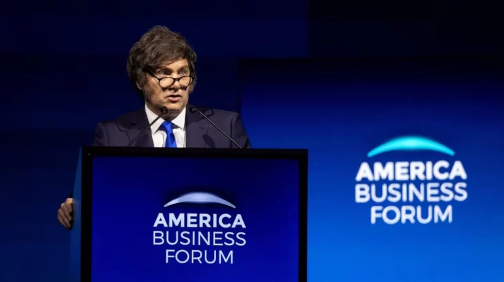 En un foro en Miami, Milei le agradeció a Trump, ratificó el rumbo económico y dijo: “Construiremos las mayorías necesarias para aprobar las reformas” En un foro en Miami, Milei le agradeció a Trump, ratificó el rumbo económico y dijo: “Construiremos las mayorías necesarias para aprobar las reformas”