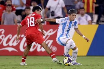 Argentina venció a Túnez y se clasificó a la Fase Final del Mundial Sub 17 en Qatar Argentina venció a Túnez y se clasificó a la Fase Final del Mundial Sub 17 en Qatar