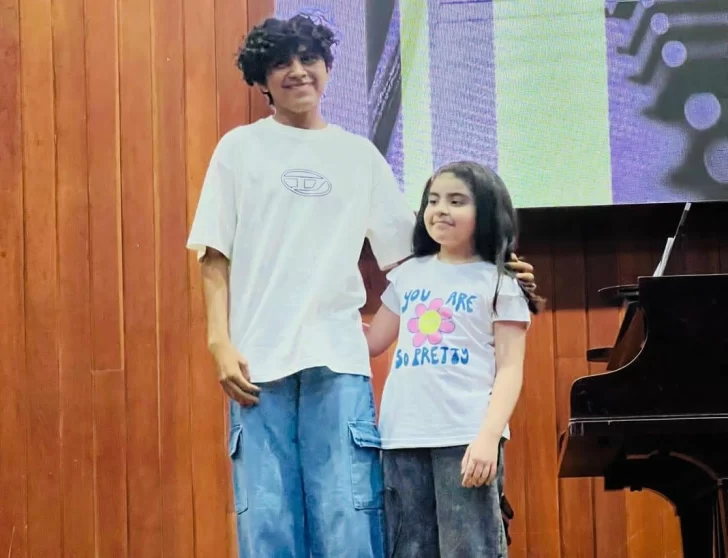 Jóvenes promesas: dos hermanos sanjuaninos estrenarán “Sueños de Navidad”, su propia obra de piano Jóvenes promesas: dos hermanos sanjuaninos estrenarán “Sueños de Navidad”, su propia obra de piano