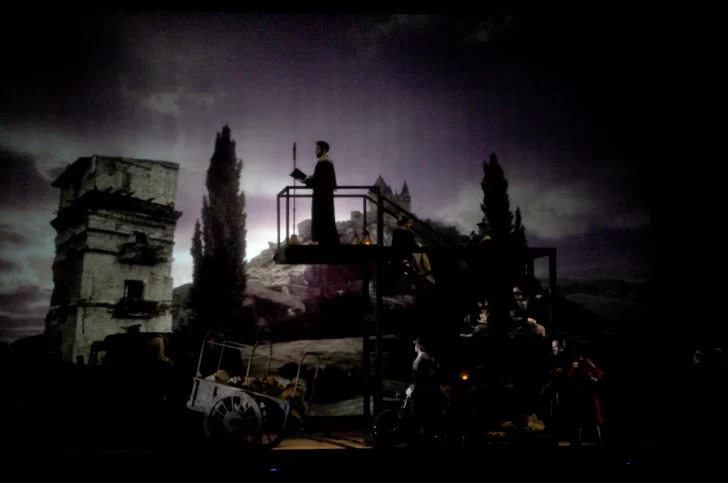 Pagliacci-escalera-728x483