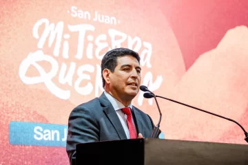 “Para este gobierno, la Fiesta del Sol es una inversión”, dijo Guido Romero, ministro de Turismo, Cultura y Deporte de San Juan “Para este gobierno, la Fiesta del Sol es una inversión”, dijo Guido Romero, ministro de Turismo, Cultura y Deporte de San Juan