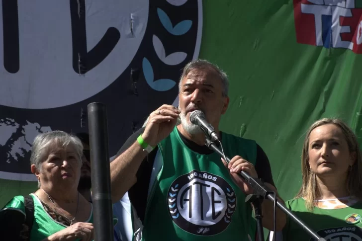 El Gobierno denunció al sindicalista Rodolfo Aguiar por amenazas contra el orden democrático