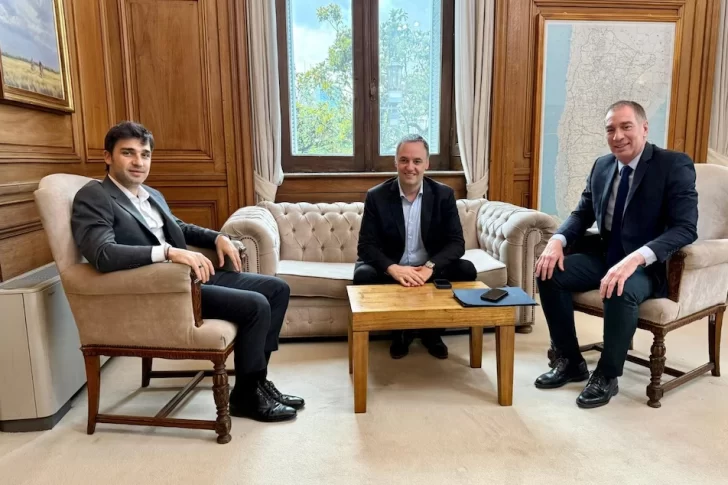 Casa de Gobierno confirmó la reunión de Orrego con Santilli en Buenos Aires por el Presupuesto 2026