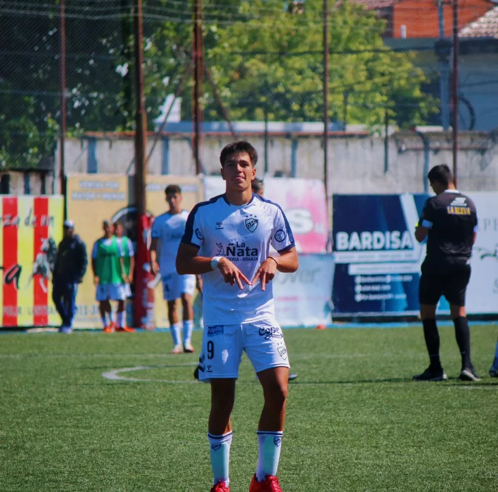 Goles que ilusionan: Santi Arias, el sanjuanino que debutó en la Reserva de Quilmes y sueña con llegar a Primera Goles que ilusionan: Santi Arias, el sanjuanino que debutó en la Reserva de Quilmes y sueña con llegar a Primera