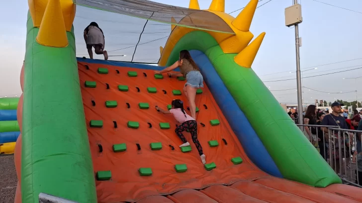 WhatsApp-Image-2025-11-21-at-19.50.58-728x409 WhatsApp-Image-2025-11-21-at-19.50.58-728x409