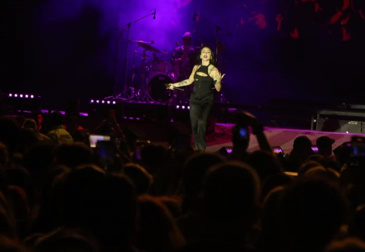Una grilla para todas las edades permitió un Bicentenario a pleno en los shows de la tercera noche Una grilla para todas las edades permitió un Bicentenario a pleno en los shows de la tercera noche
