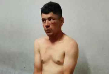 Aprehenden a un hombre que quiso robar en una concesionaria y atacó a un policía Aprehenden a un hombre que quiso robar en una concesionaria y atacó a un policía