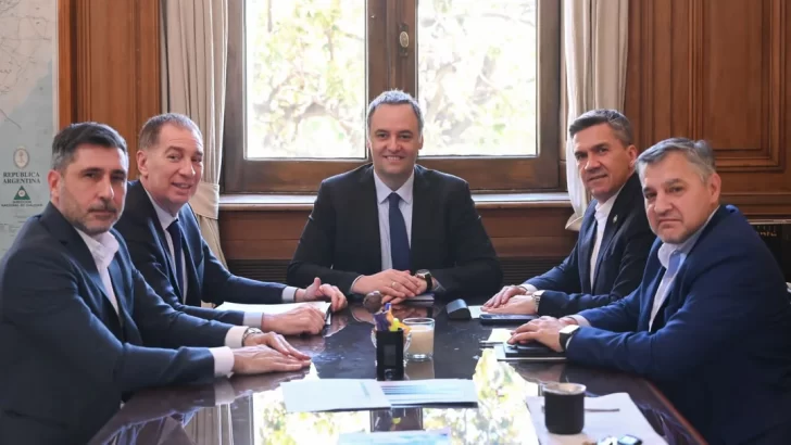 El gobernador de Chaco visitó Casa Rosada y garantizó su respaldo al Gobierno El gobernador de Chaco visitó Casa Rosada y garantizó su respaldo al Gobierno