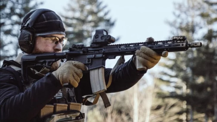 El Gobierno habilitó la compra y tenencia de fusiles semiautomáticos a civiles: cuáles son los requisitos El Gobierno habilitó la compra y tenencia de fusiles semiautomáticos a civiles: cuáles son los requisitos