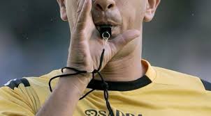 Un árbitro sanjuanino fue agredido apenas terminó un partido de fútbol por un jugador menor de edad: “Me dejó el ojo morado”