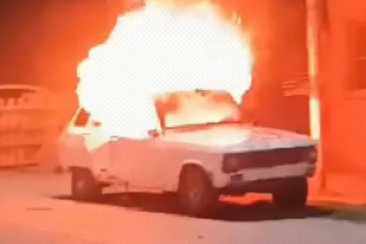 Intento de linchamiento: dos detenidos por el incendio de un auto y el ataque a una vivienda