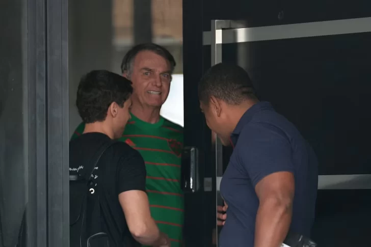La Policía brasileña arrestó al ex presidente Jair Bolsonaro para “garantizar el orden público”