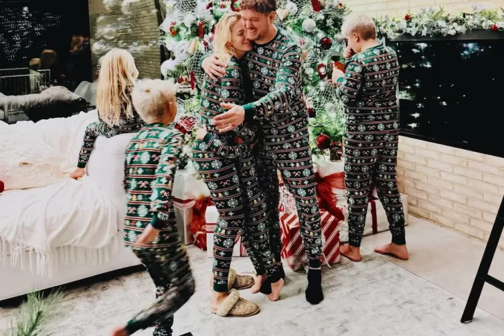 ¿Luisana Lopilato está embarazada de su quinto hijo?: la foto navideña que despertó especulaciones