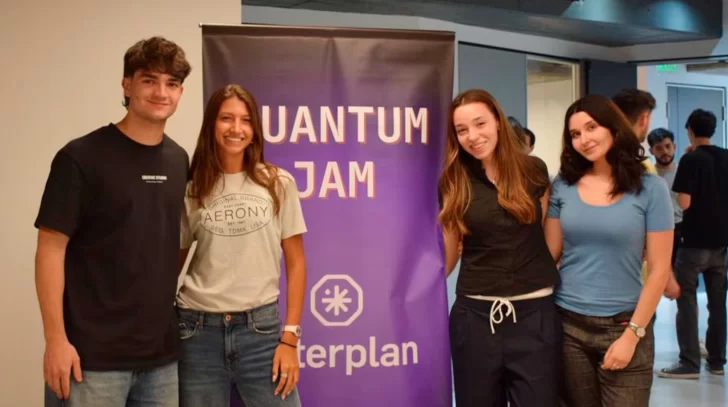 Juan Andrés Quiroga, un sanjuanino en el equipo ganador de la primera competencia de computación cuántica en Argentina Juan Andrés Quiroga, un sanjuanino en el equipo ganador de la primera competencia de computación cuántica en Argentina