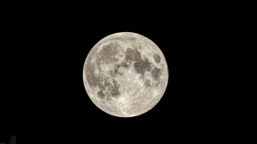 Ritual de la miel en la luna llena de esta noche: paso a paso y su poder energético Ritual de la miel en la luna llena de esta noche: paso a paso y su poder energético