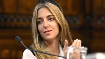 Coimas en la Agencia de Discapacidad: encontraron 700 mil dólares en la casa de una funcionaria de Economía hija de uno de los detenidos en la causa Coimas en la Agencia de Discapacidad: encontraron 700 mil dólares en la casa de una funcionaria de Economía hija de uno de los detenidos en la causa