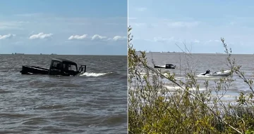 [VIDEO] Se metieron con su camioneta al Río de la Plata, el agua la tapó y volvieron a la costa nadando