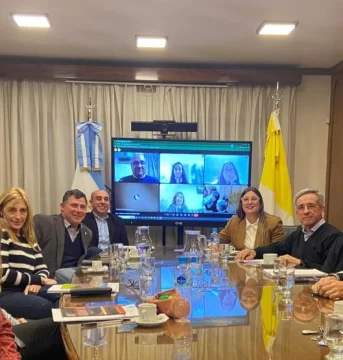 La UCCuyo creó el Observatorio de Inteligencia Artificial para analizar el impacto de esta tecnología en la educación y en otros ámbitos La UCCuyo creó el Observatorio de Inteligencia Artificial para analizar el impacto de esta tecnología en la educación y en otros ámbitos