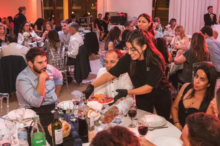 Se viene la cena a beneficio de Hogares Beraca que alberga y asiste gratis a más de 100 personas vulnerables