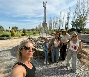 Moda, arte y sabores: un desfile sanjuanino que rompe los moldes