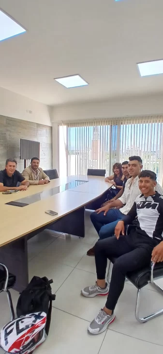 La Federación Sanjuanina y la Secretaría de Deportes acordaron por el uso del Velódromo Chancay La Federación Sanjuanina y la Secretaría de Deportes acordaron por el uso del Velódromo Chancay