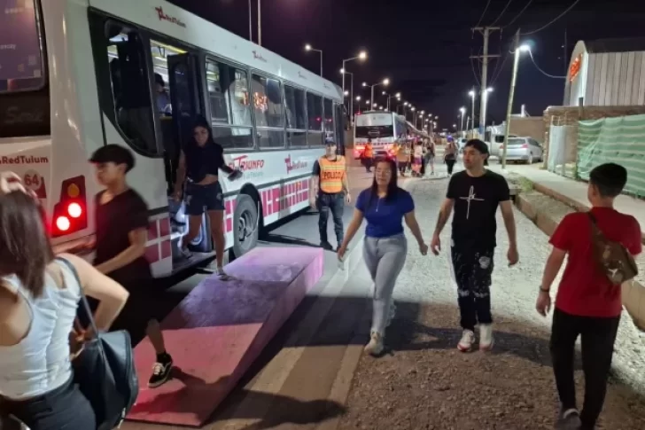 Colectivos gratis en la FNS 2025: así será el operativo con 100 unidades y 23 puntos disponibles