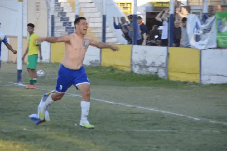 Regional Amateur: Colón venció a Peñaflor 1-0 y se trepó a la cima de la Zona 10