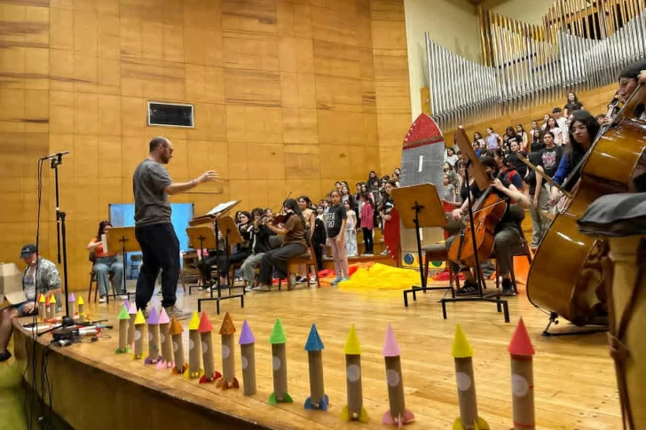 Los tres coros de niños de la UNSJ emprenden una aventura musical por el universo