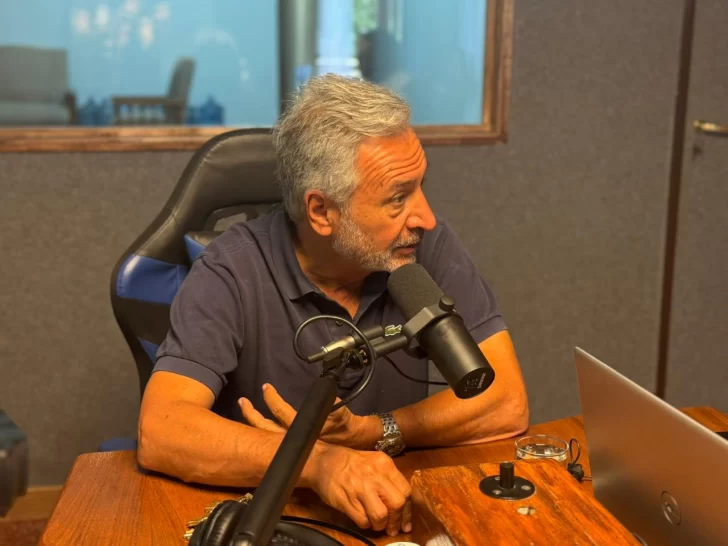 Reapareció Roberto Basualdo en una entrevista sin filtros: fin de la época electoral, elogio a Orrego y evaluación sobre Milei Reapareció Roberto Basualdo en una entrevista sin filtros: fin de la época electoral, elogio a Orrego y evaluación sobre Milei
