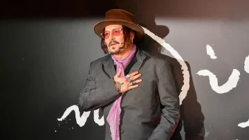 Johnny Depp revolucionó Buenos Aires: así fue la avant-premiere de su nueva película Johnny Depp revolucionó Buenos Aires: así fue la avant-premiere de su nueva película